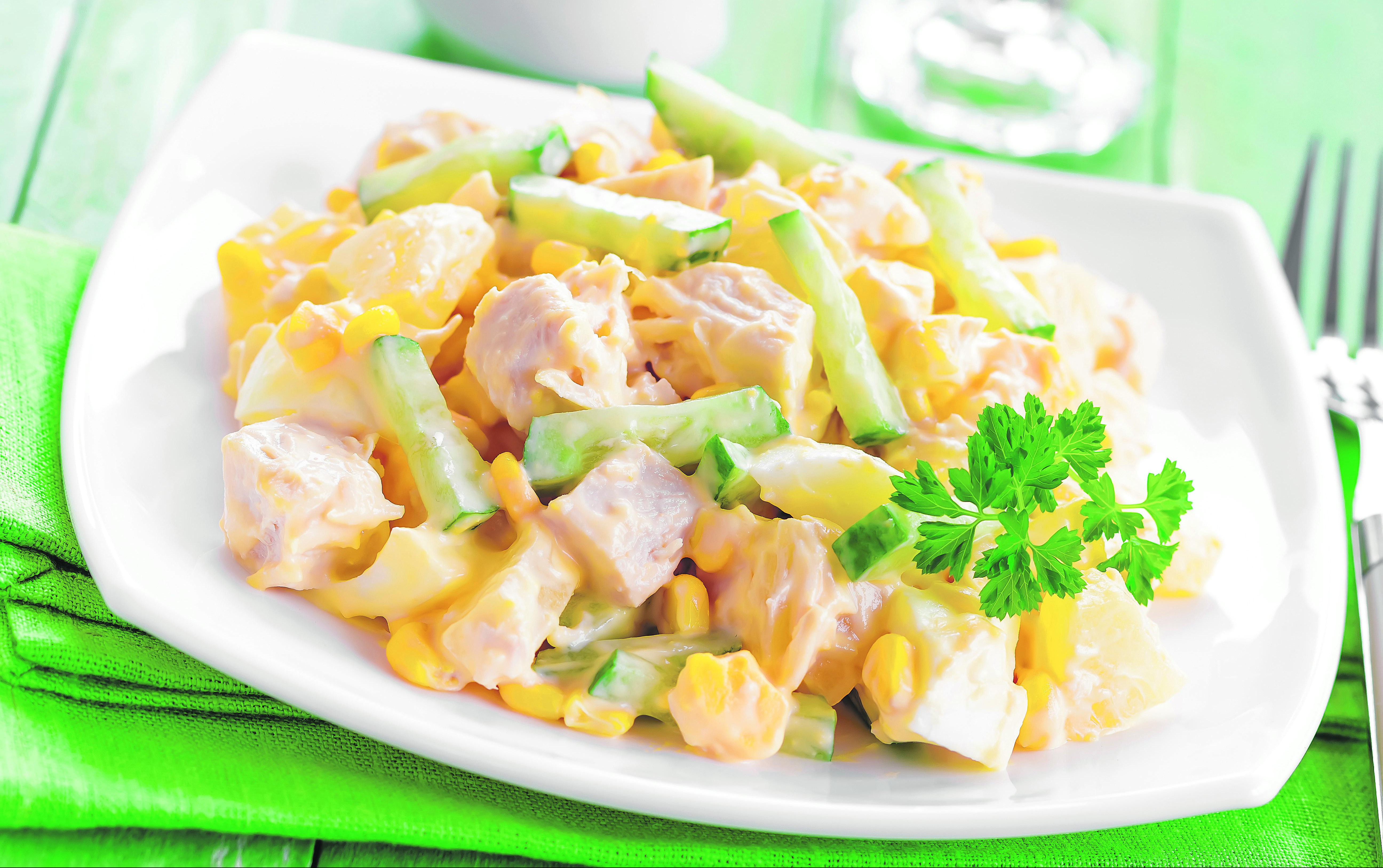SLANE ĐAKONIJE: Salata s kukuruzom i piletinom